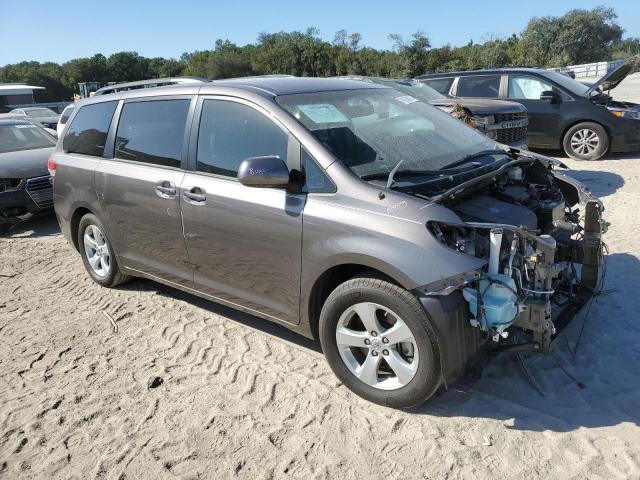 Photo 4 from auction – 2012 TOYOTA SIENNA LE with VIN 5TDKK3DC9CS203768