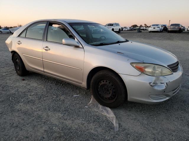 Photo 4 from auction – 2004 TOYOTA CAMRY LE with VIN 4T1BE32K64U334358