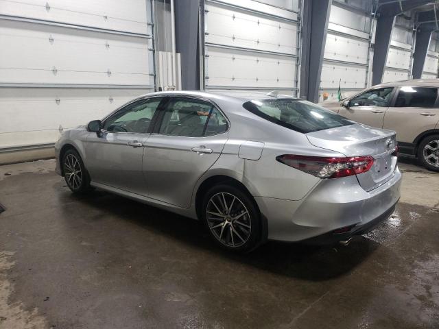 Photo 2 from auction – 2024 TOYOTA CAMRY XLE with VIN 4T1F31AK2RU620745