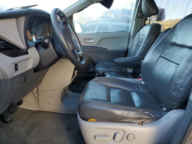 Photo 7 from auction – 2016 TOYOTA SIENNA LE with VIN 5TDKK3DC7GS745070