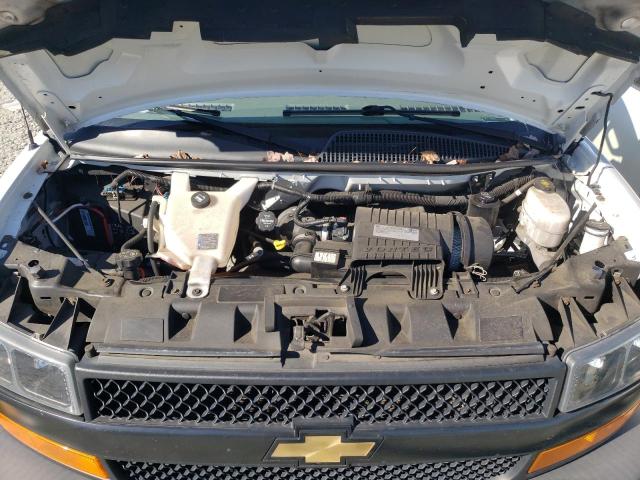 Photo 12 from auction – 2019 CHEVROLET EXPRESS G2 with VIN 1GCWGBFG2K1306149
