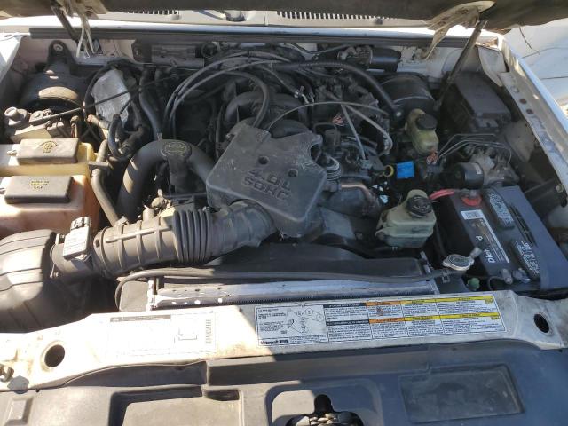 Photo 11 from auction – 2002 FORD EXPLORER S with VIN 1FMZU77E32UB72424