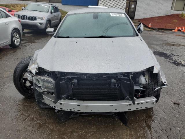 Photo 5 from auction – 2018 CHRYSLER 300 S with VIN 2C3CCABG7JH249451