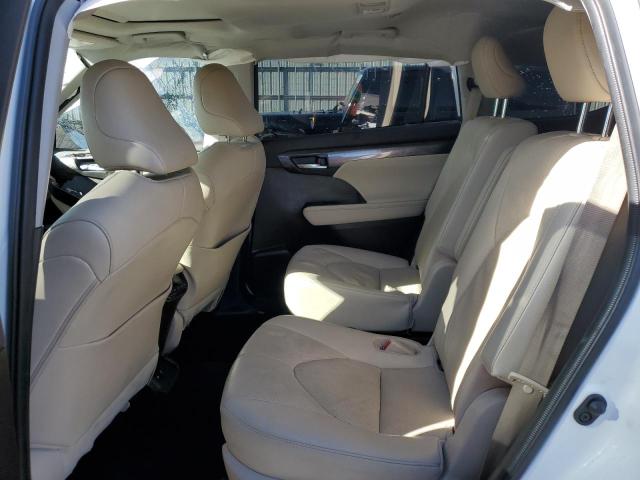 Photo 11 from auction – 2021 TOYOTA HIGHLANDER with VIN 5TDDZRBH7MS064621