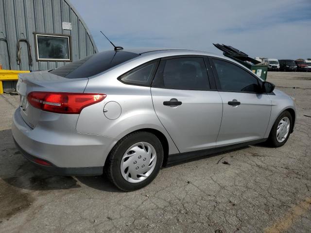 Photo 3 from auction – 2016 FORD FOCUS S with VIN 1FADP3E24GL328657