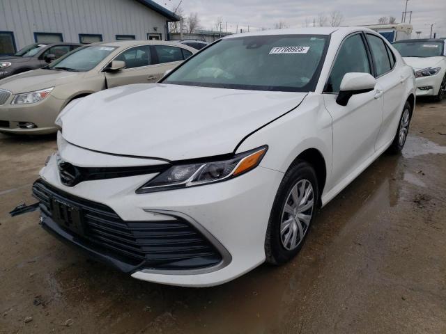TOYOTA CAMRY LE 2022 with VIN 4T1C31AK3NU570953 - Photo from auction