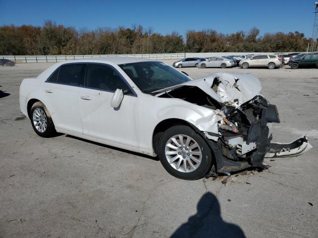 Photo 4 from auction – 2013 CHRYSLER 300 with VIN 2C3CCAAG2DH735610