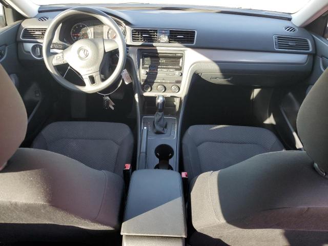 Photo 8 from auction – 2014 VOLKSWAGEN PASSAT S with VIN 1VWAT7A33EC120293