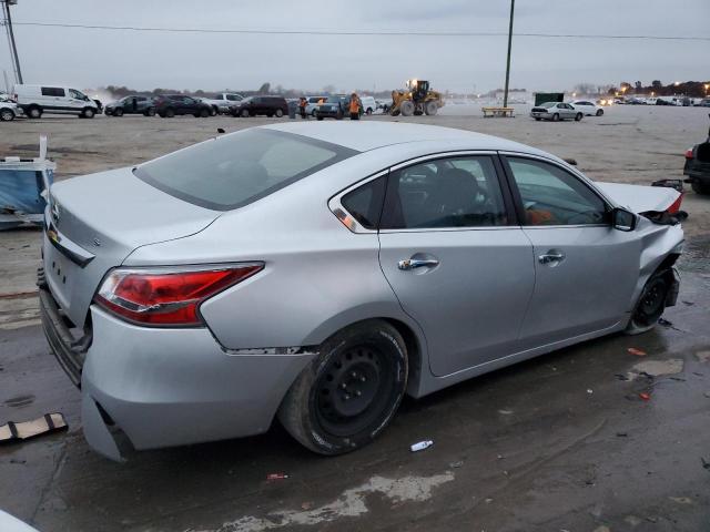 Photo 3 from auction – 2015 NISSAN ALTIMA 2.5 with VIN 1N4AL3AP4FC258947