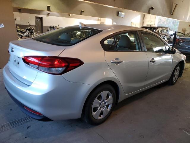 Photo 3 from auction – 2017 KIA FORTE LX with VIN 3KPFK4A73HE106811