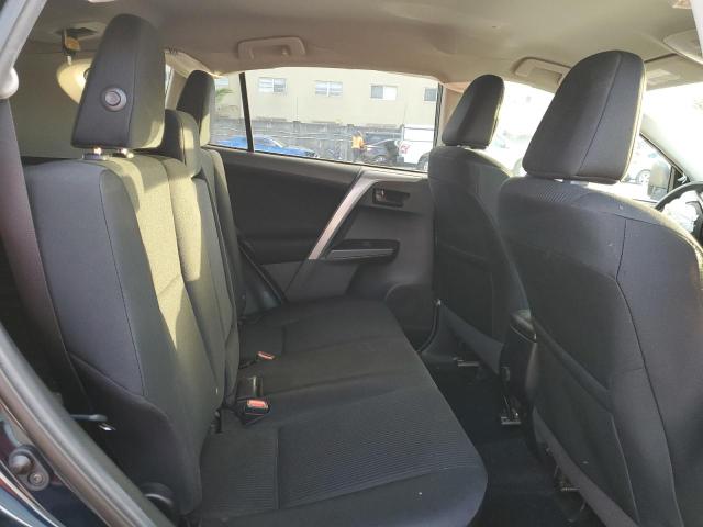 Photo 11 from auction – 2018 TOYOTA RAV4 LE with VIN 2T3ZFREV5JW496540