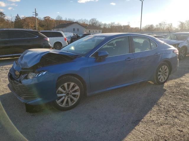 Photo 1 from auction – 2020 TOYOTA CAMRY LE with VIN 4T1C11AK2LU303970