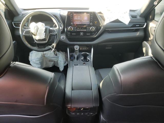 Photo 8 from auction – 2022 TOYOTA HIGHLANDER with VIN 5TDLZRAH9NS134425