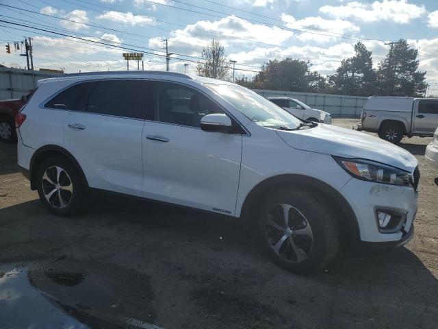 Photo 4 from auction – 2016 KIA SORENTO EX with VIN 5XYPHDA50GG158612