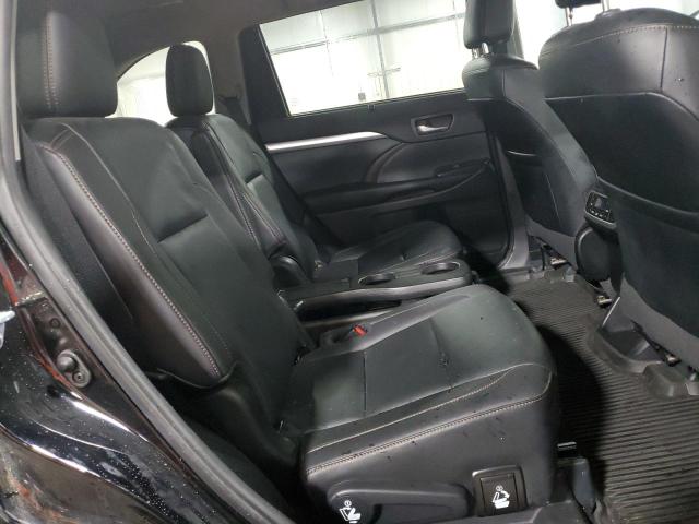 Photo 11 from auction – 2019 TOYOTA HIGHLANDER with VIN 5TDJZRFH5KS626039