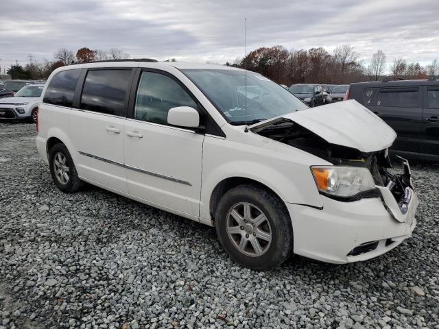 Photo 4 from auction – 2013 CHRYSLER TOWN & COU with VIN 2C4RC1BG6DR583751