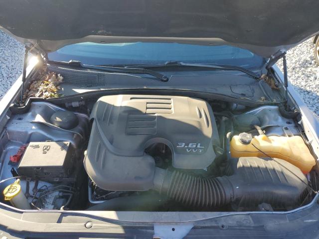 Photo 11 from auction – 2016 CHRYSLER 300C with VIN 2C3CCAKG8GH244218
