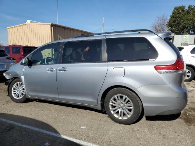 Photo 2 from auction – 2014 TOYOTA SIENNA XLE with VIN 5TDYK3DC1ES488236