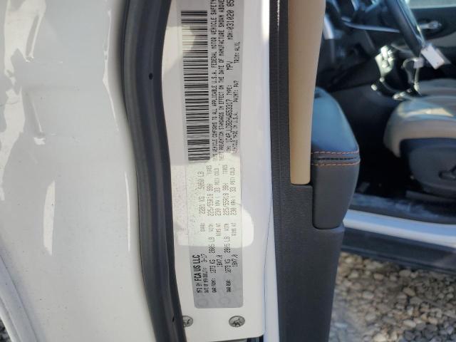 Photo 14 from auction – 2017 JEEP CHEROKEE L with VIN 1C4PJLDB2HW653317