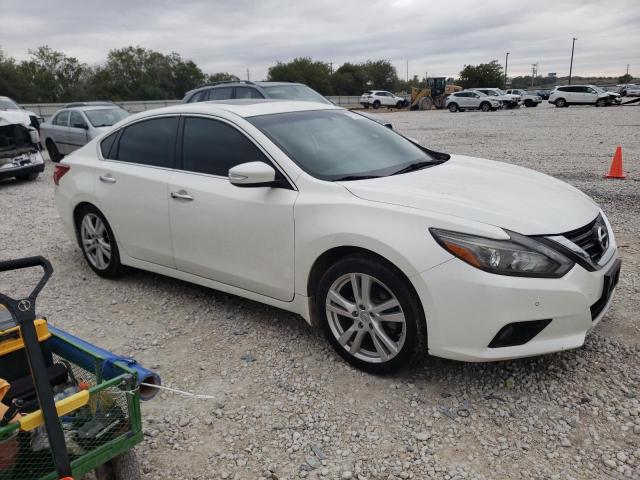 Photo 4 from auction – 2017 NISSAN ALTIMA 3.5 with VIN 1N4BL3AP1HC179887