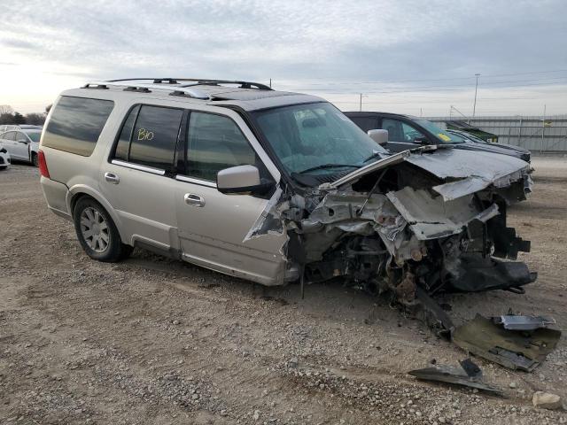 Photo 4 from auction – 2004 LINCOLN NAVIGATOR with VIN 5LMFU28RX4LJ34783