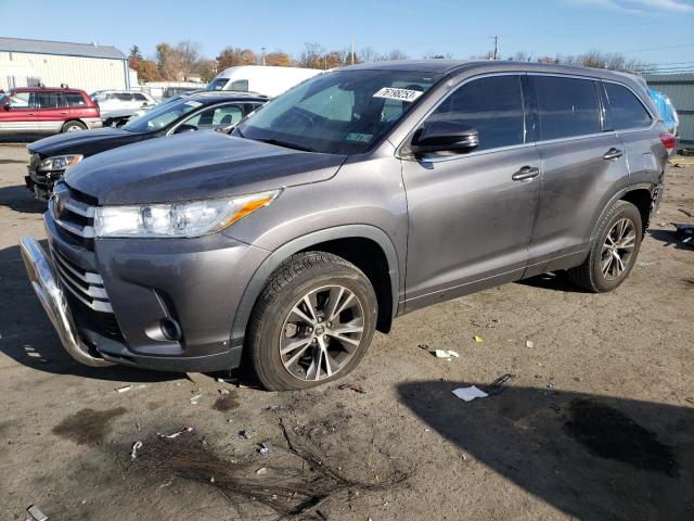 TOYOTA HIGHLANDER 2018 with VIN 5TDBZRFH0JS907989 - Photo from auction