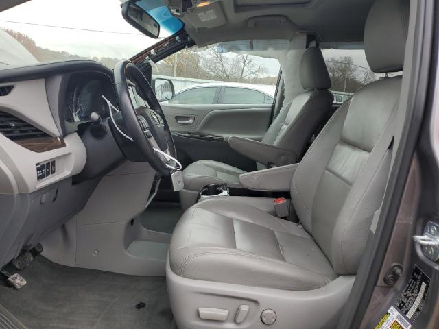 Photo 7 from auction – 2016 TOYOTA SIENNA XLE with VIN 5TDDK3DC6GS141180