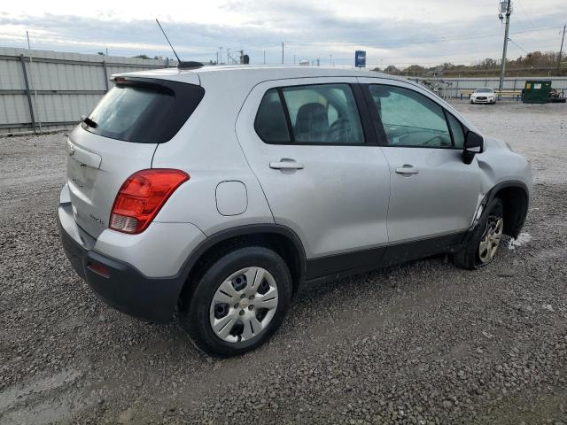 Zdjęcie 3 z aukcji – 2016 CHEVROLET TRAX LS z VIN 3GNCJKSB1GL261632