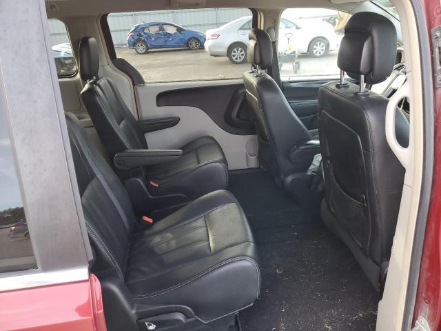 Photo 11 from auction – 2016 CHRYSLER TOWN & COU with VIN 2C4RC1BG4GR268449