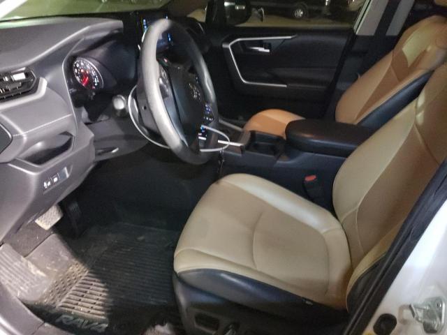 Photo 7 from auction – 2020 TOYOTA RAV4 XLE with VIN JTMP1RFV3LD059253