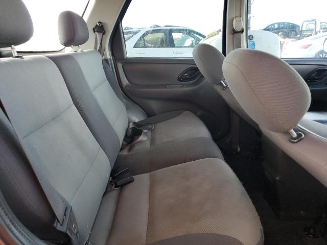 Photo 11 from auction – 2004 FORD ESCAPE XLS with VIN 1FMYU02154KA23924