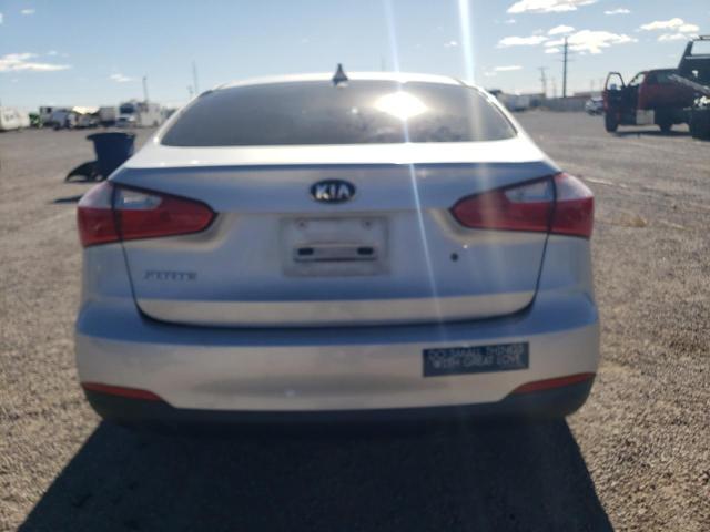 Photo 6 from auction – 2015 KIA FORTE LX with VIN KNAFK4A68F5428826