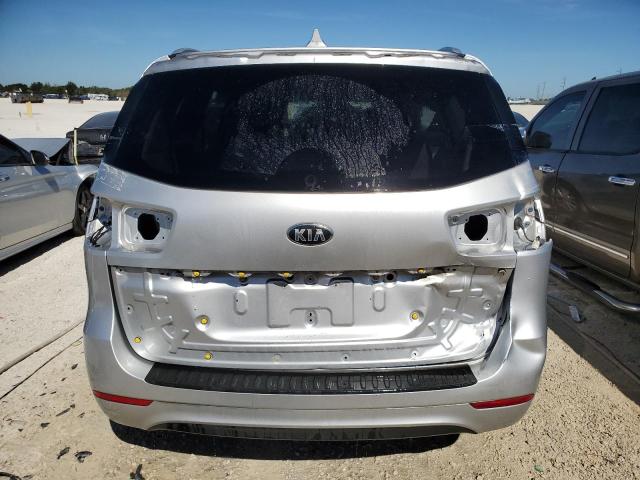 Foto 6 de la subasta – 2016 KIA SEDONA LX con VIN KNDMB5C19G6150922