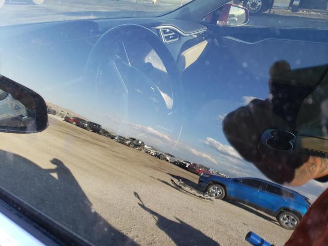 Photo 7 from auction – 2013 TESLA MODEL S with VIN 5YJSA1CN2DFP11726