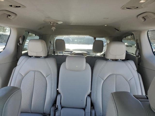 Photo 10 from auction – 2017 CHRYSLER PACIFICA with VIN 2C4RC1EG5HR752675