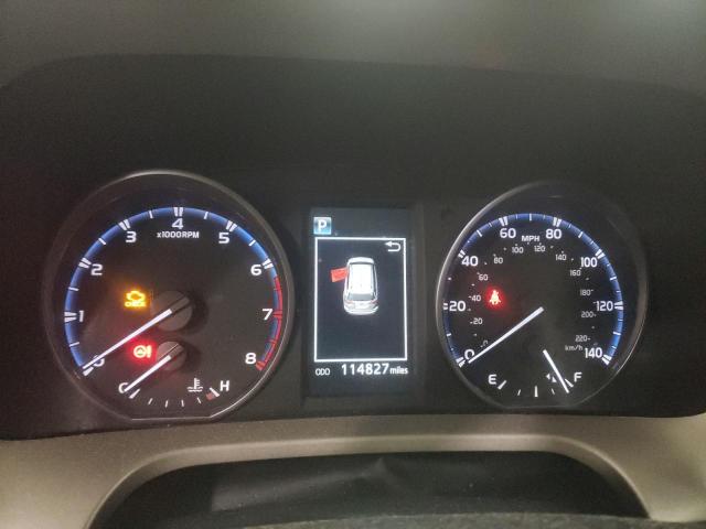 Photo 9 from auction – 2017 TOYOTA RAV4 XLE with VIN 2T3RFREV0HW592330