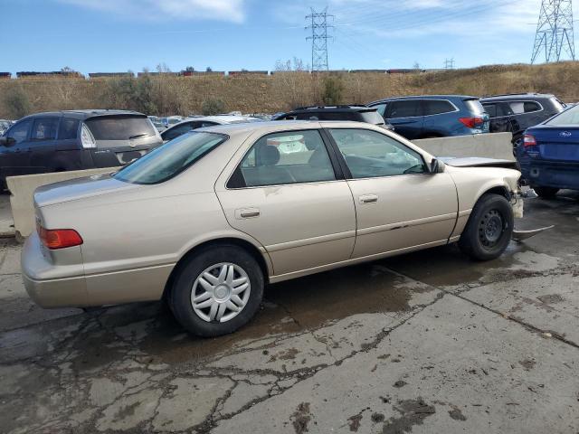 Photo 3 from auction – 2000 TOYOTA CAMRY CE with VIN JT2BF22K4Y0257037