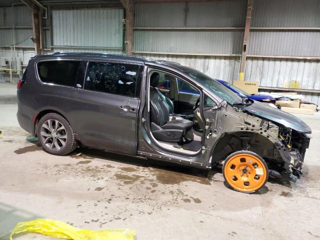 Photo 4 from auction – 2017 CHRYSLER PACIFICA L with VIN 2C4RC1GGXHR810678