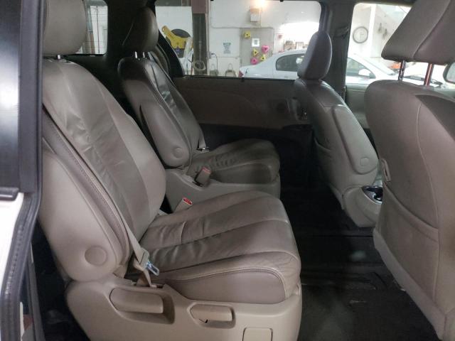 Photo 11 from auction – 2011 TOYOTA SIENNA XLE with VIN 5TDYK3DC8BS044671