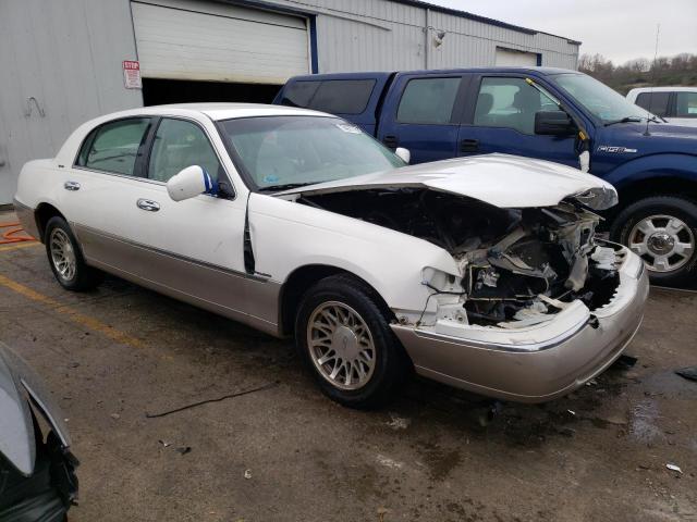 Photo 4 from auction – 2000 LINCOLN TOWN CAR S with VIN 1LNHM82W0YY891519