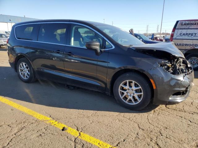 Photo 4 from auction – 2017 CHRYSLER PACIFICA T with VIN 2C4RC1DG3HR514051