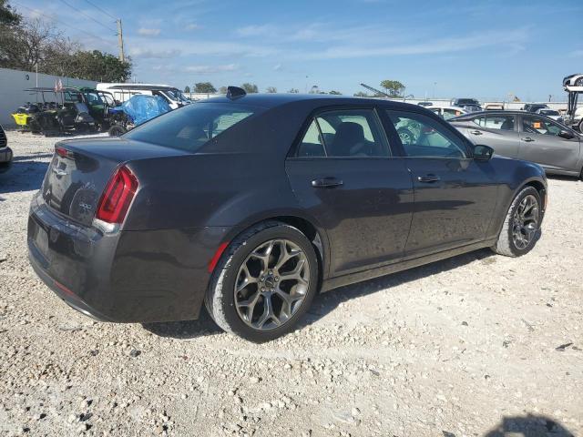 Photo 3 from auction – 2018 CHRYSLER 300 TOURIN with VIN 2C3CCAAG2JH190309