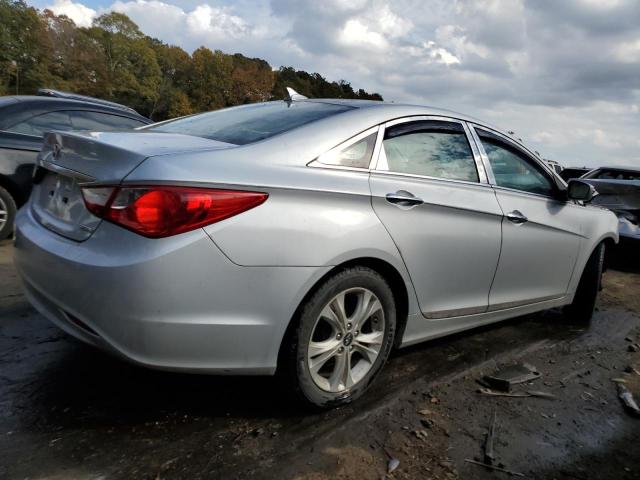 Photo 3 from auction – 2011 HYUNDAI SONATA SE with VIN 5NPEC4AC8BH107333