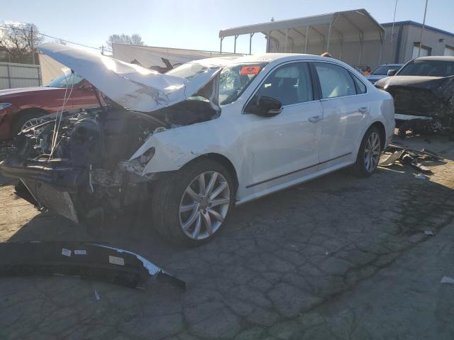 VOLKSWAGEN PASSAT 2016 with VIN 1VWAT7A36GC022586 - Photo from auction