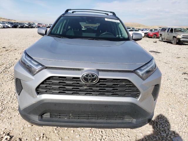 Photo 5 from auction – 2022 TOYOTA RAV4 XLE with VIN 2T3P1RFV9NC290939