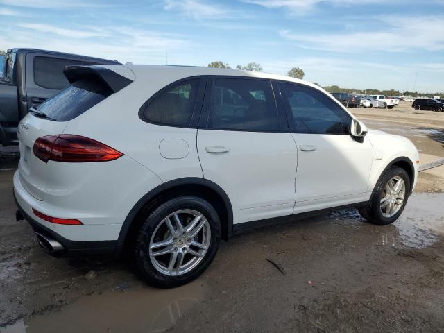Photo 3 from auction – 2015 PORSCHE CAYENNE with VIN WP1AF2A28FLA39357
