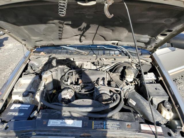 Photo 12 from auction – 2003 CHEVROLET BLAZER with VIN 1GNDT13X53K118245