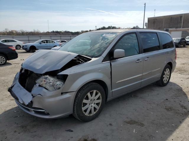 Photo 1 from auction – 2016 CHRYSLER TOWN & COU with VIN 2C4RC1BG3GR268944
