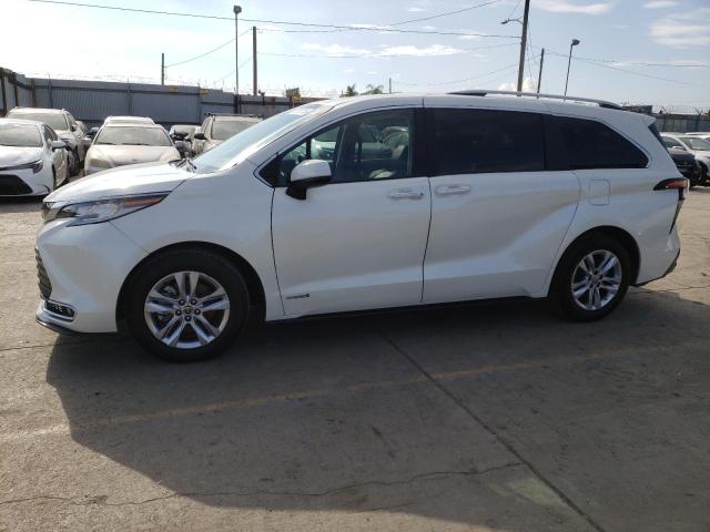 TOYOTA SIENNA LIM 2021 with VIN 5TDZRKEC8MS003095 - Photo from auction