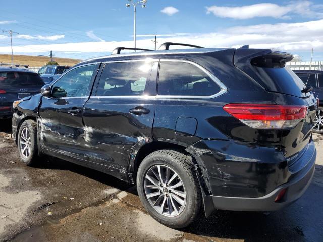 Photo 2 from auction – 2018 TOYOTA HIGHLANDER with VIN 5TDJZRFH8JS814956